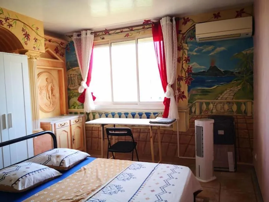 Air-Conditioning Room In An Apartment Of 4 Rooms Toulon